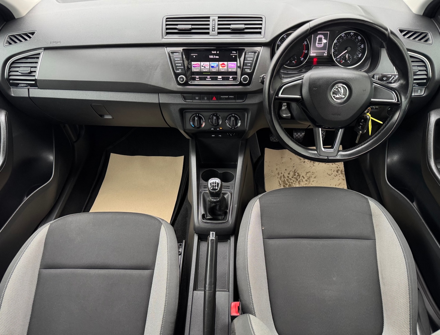 Used Skoda Fabia 2015 for sale - 76197429: Photo 13