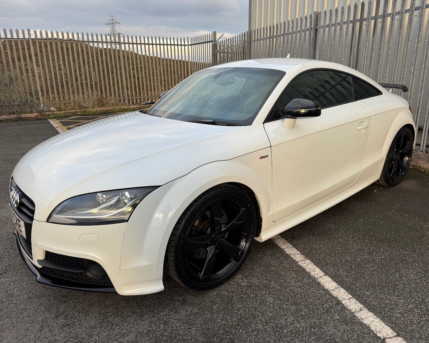 Used Audi TT 2014 for sale - 77370924: Photo 2