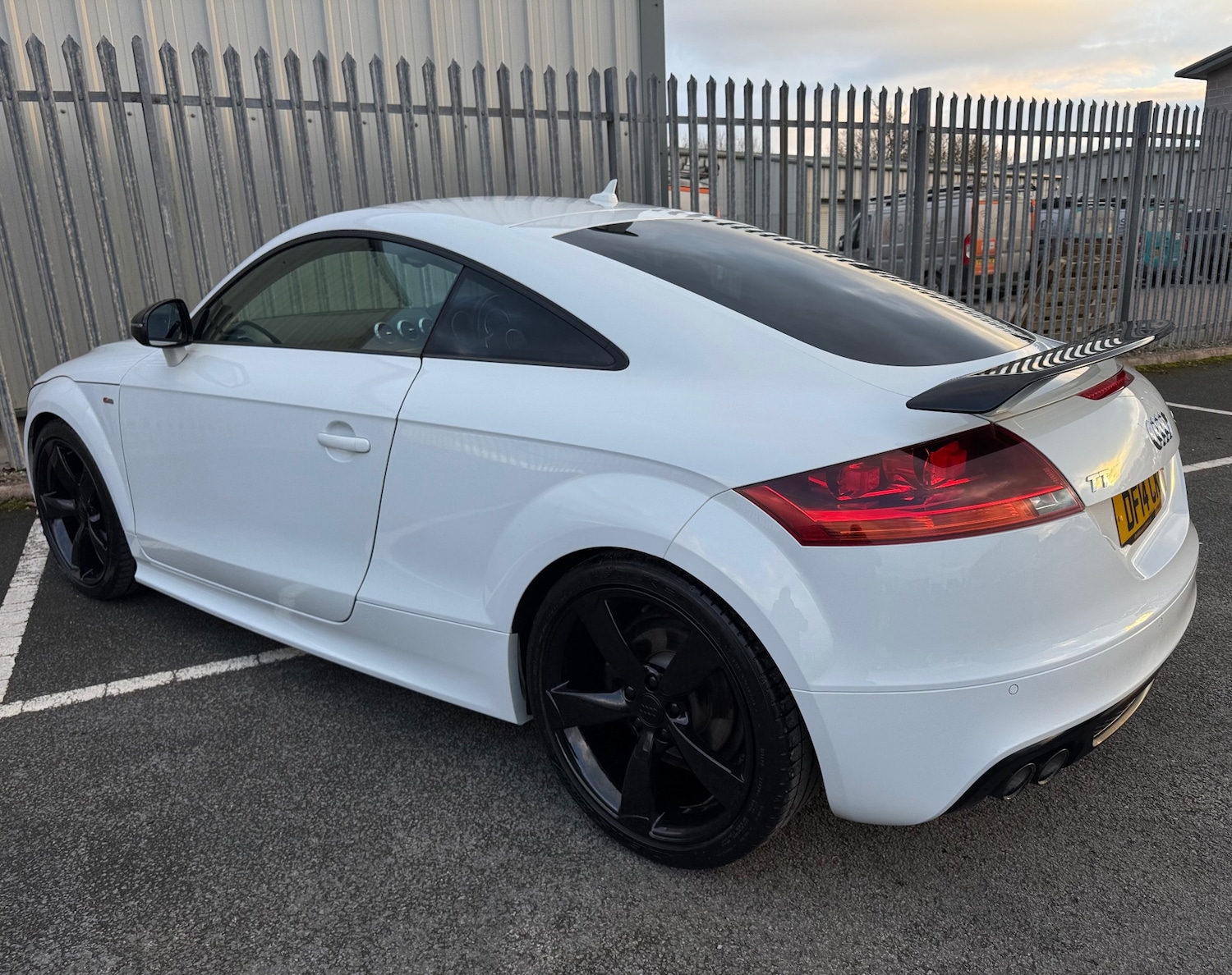 Used Audi TT 2014 for sale - 77370924: Photo 4