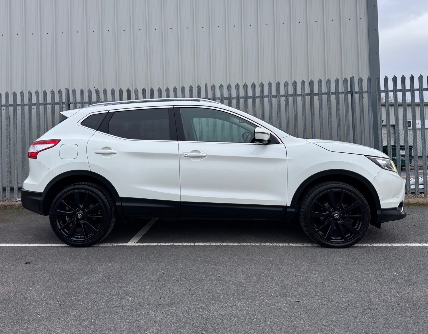 Used Nissan Qashqai 2016 for sale - 77595533: Photo 7