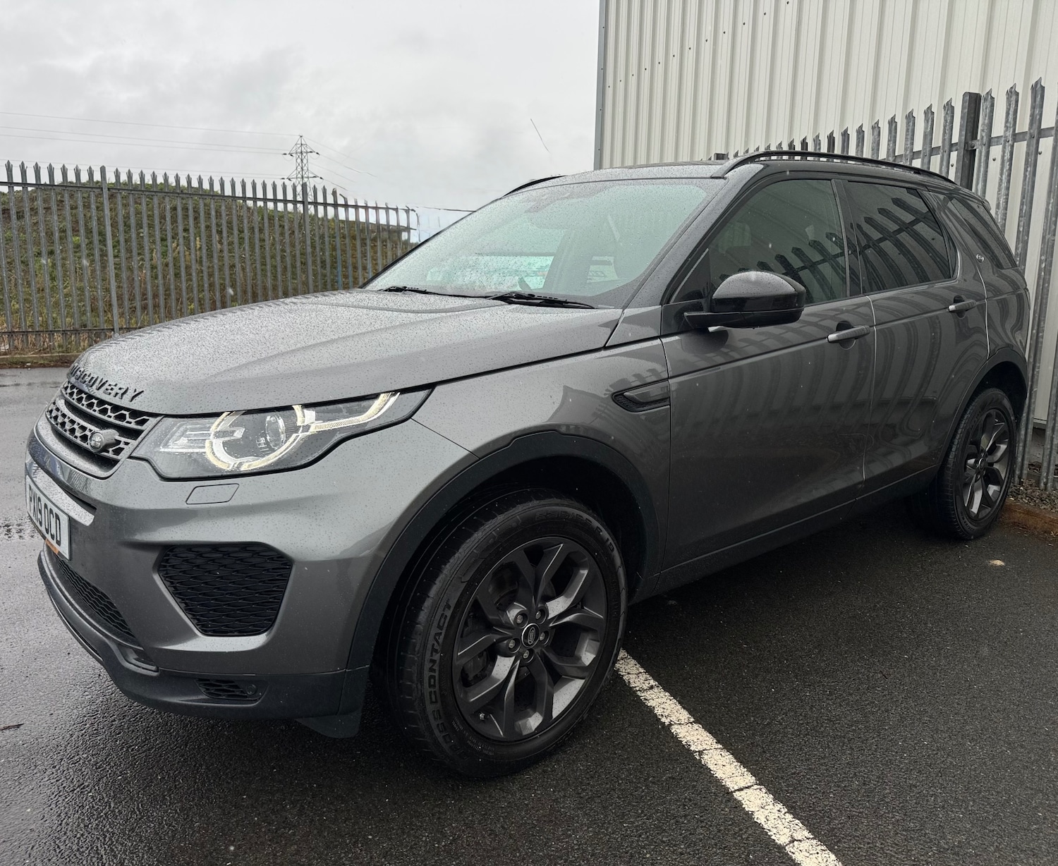 Used Land Rover Discovery Sport 2019 for sale - 78004047: Photo 2