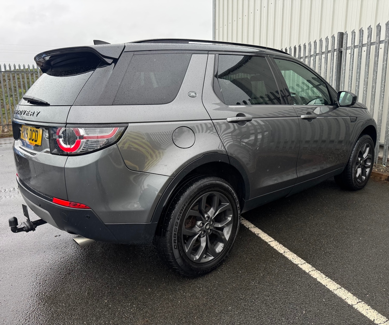 Used Land Rover Discovery Sport 2019 for sale - 78004047: Photo 5