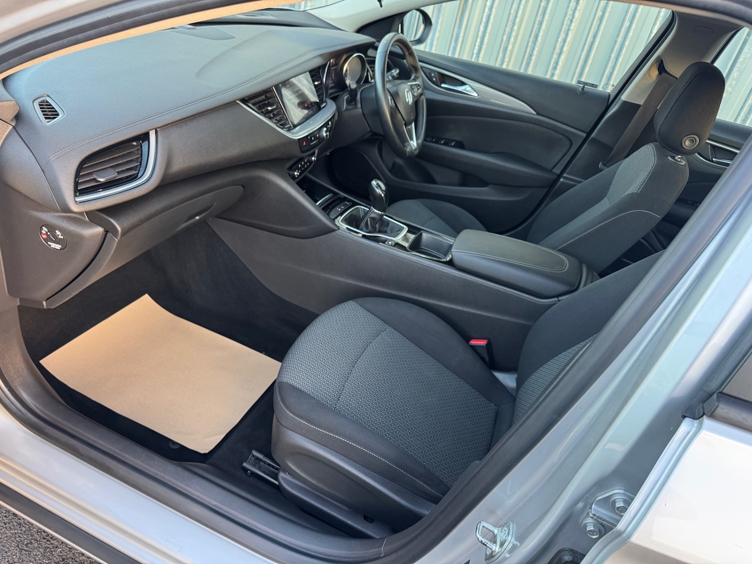 Used Vauxhall Insignia 2017 for sale - 77213279: Photo 10