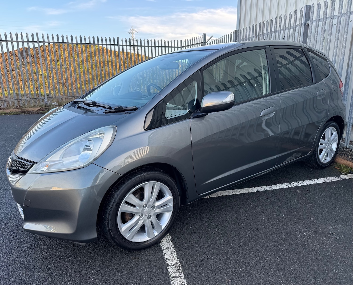 Used Honda Jazz 2014 for sale - 77353647: Photo 2