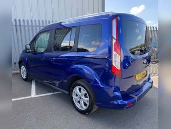 Used Ford Tourneo Connect 2016 for sale - 78345746: Photo
