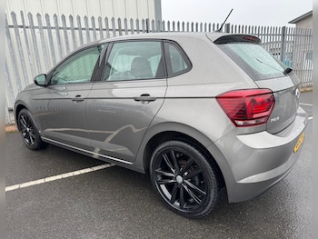 Used Volkswagen Polo 2018 for sale - 76018575: Photo