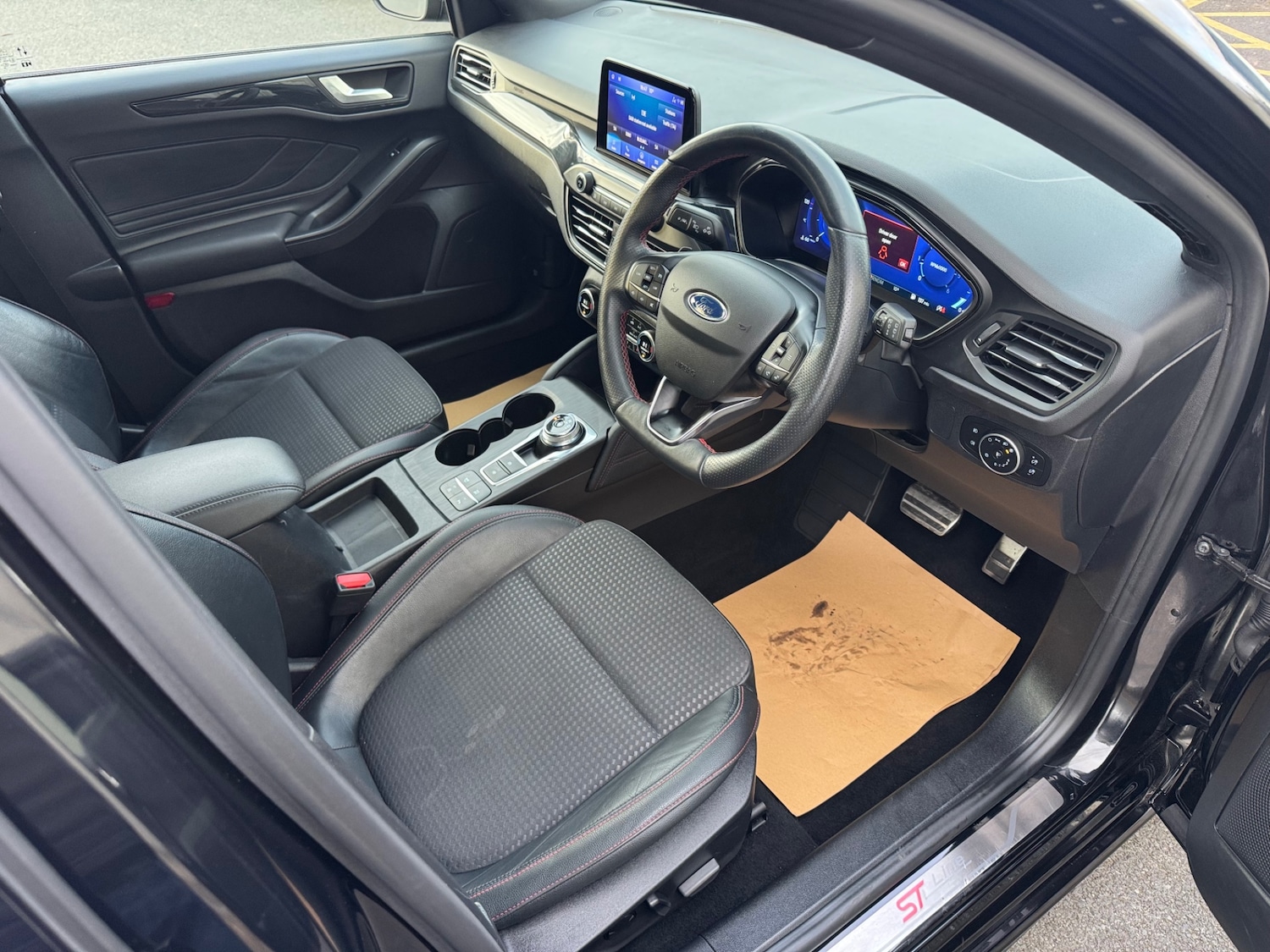 Used Ford Focus 2021 for sale - 77836708: Photo 9