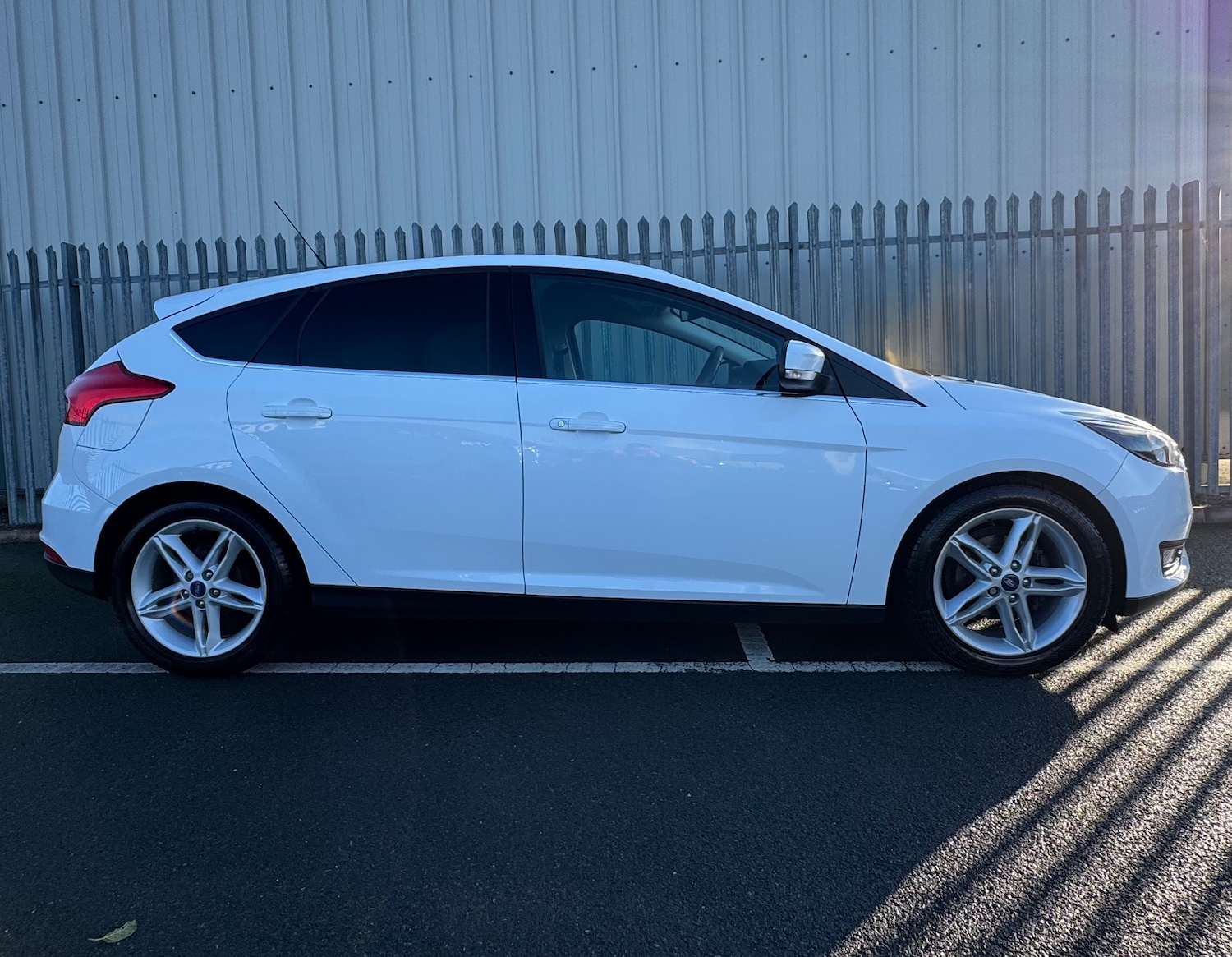 Used Ford Focus 2016 for sale - 76784709: Photo 7