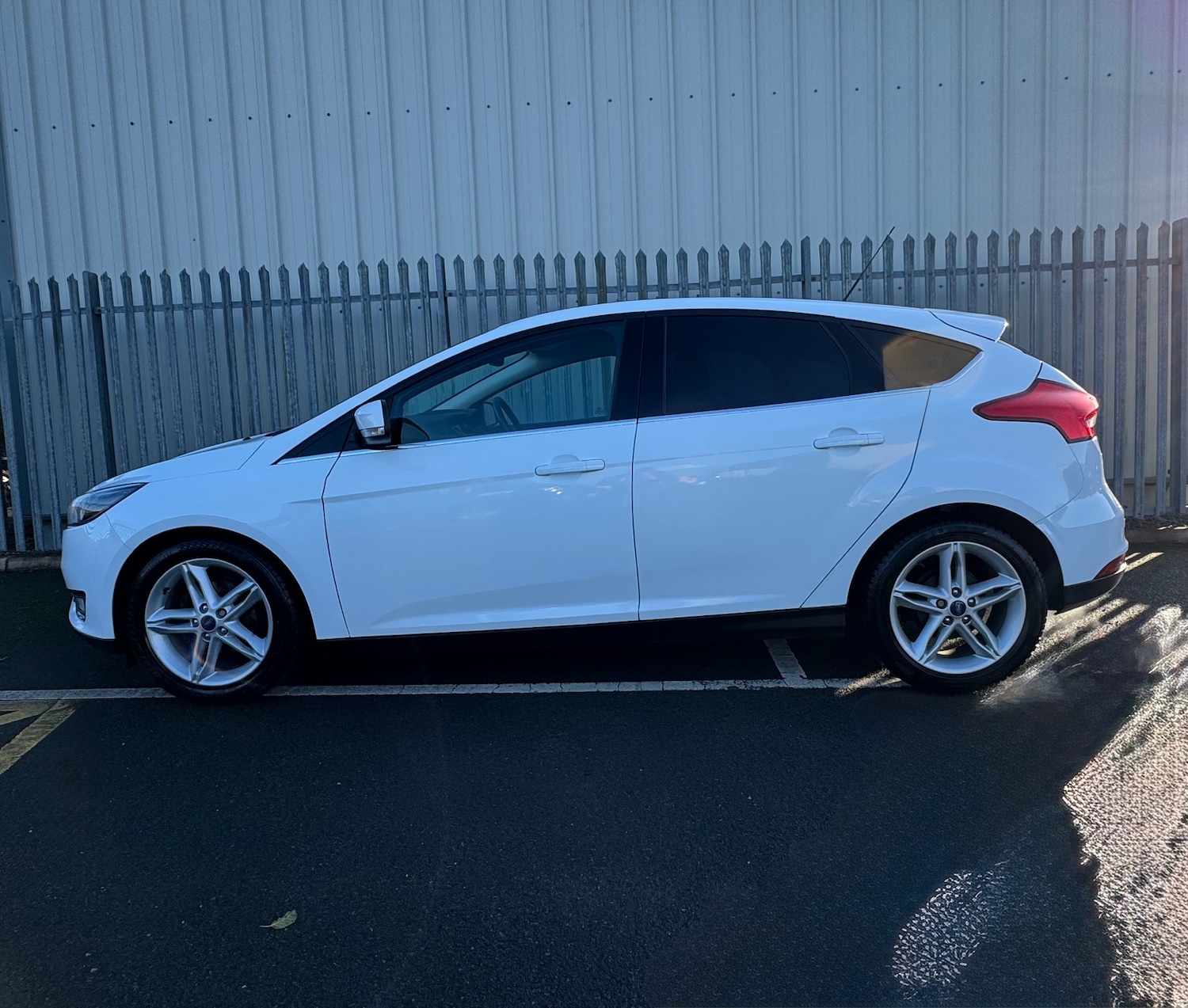 Used Ford Focus 2016 for sale - 76784709: Photo 8