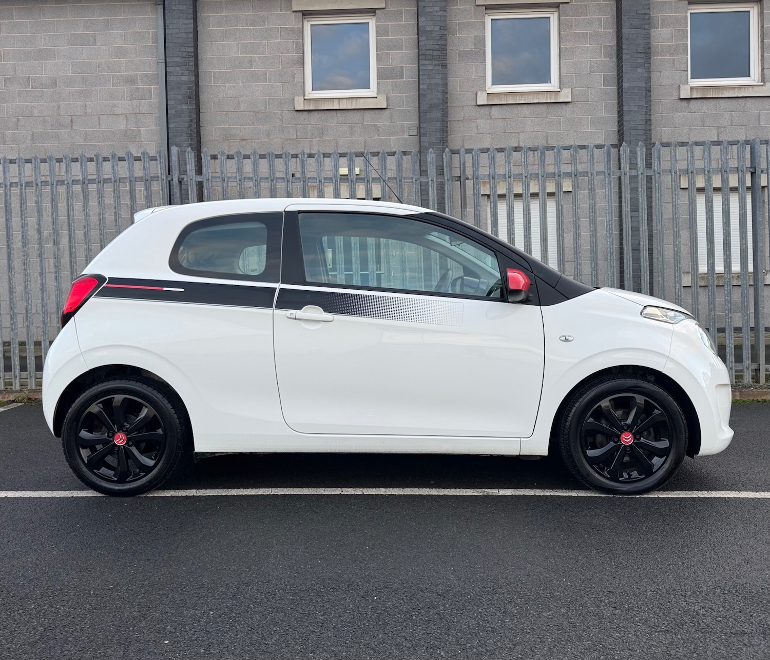 Used Citroen C1 2017 for sale - 76935251: Photo 7