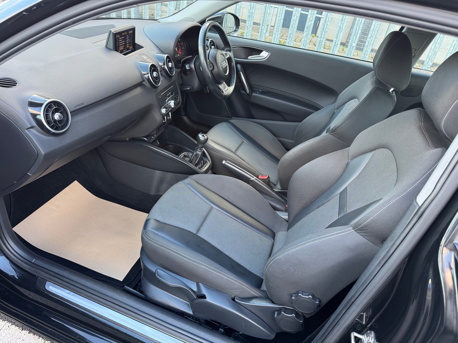 Used Audi A1 2015 for sale - 76375445: Photo 10