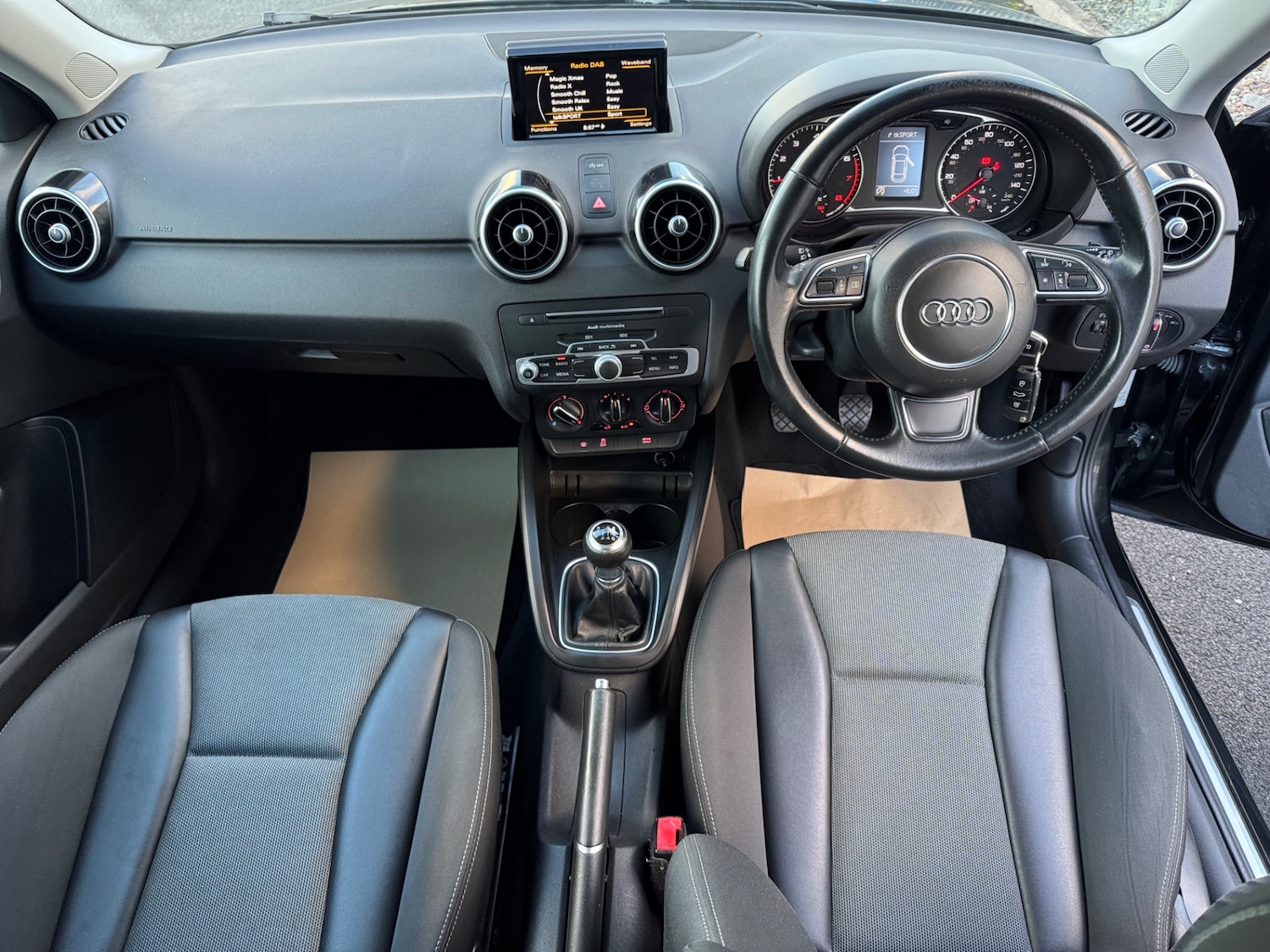 Used Audi A1 2015 for sale - 76375445: Photo 13