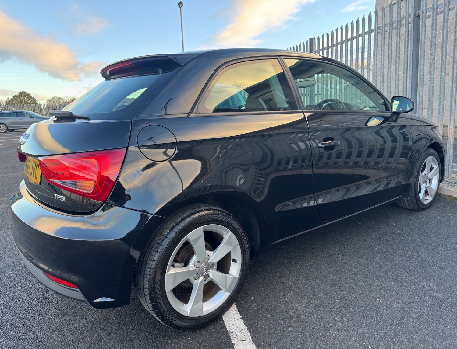 Used Audi A1 2015 for sale - 76375445: Photo 5