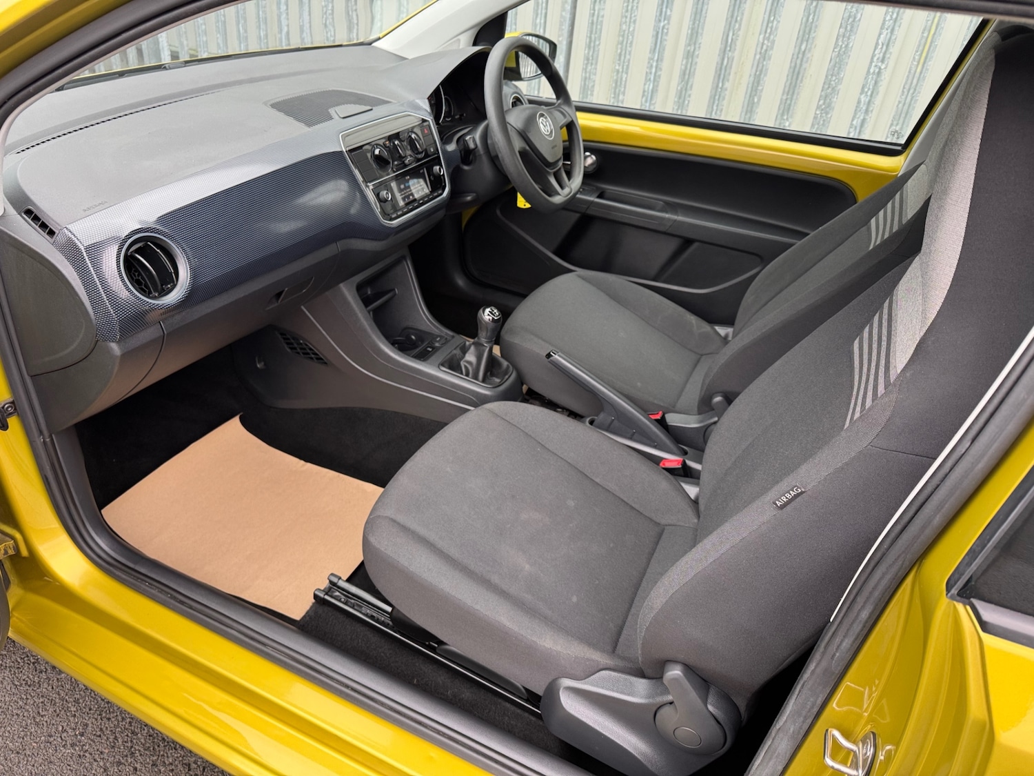 Used Volkswagen up! 2017 for sale - 77465850: Photo 10