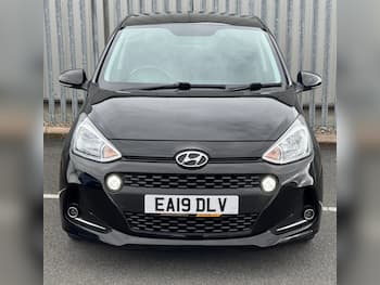 Used Hyundai i10 2019 for sale - 79585502: Photo