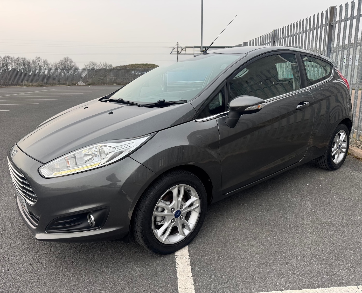 Used Ford Fiesta 2017 for sale - 77980800: Photo 2