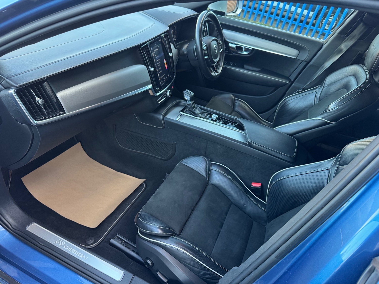 Used Volvo S90 2018 for sale - 77088350: Photo 10