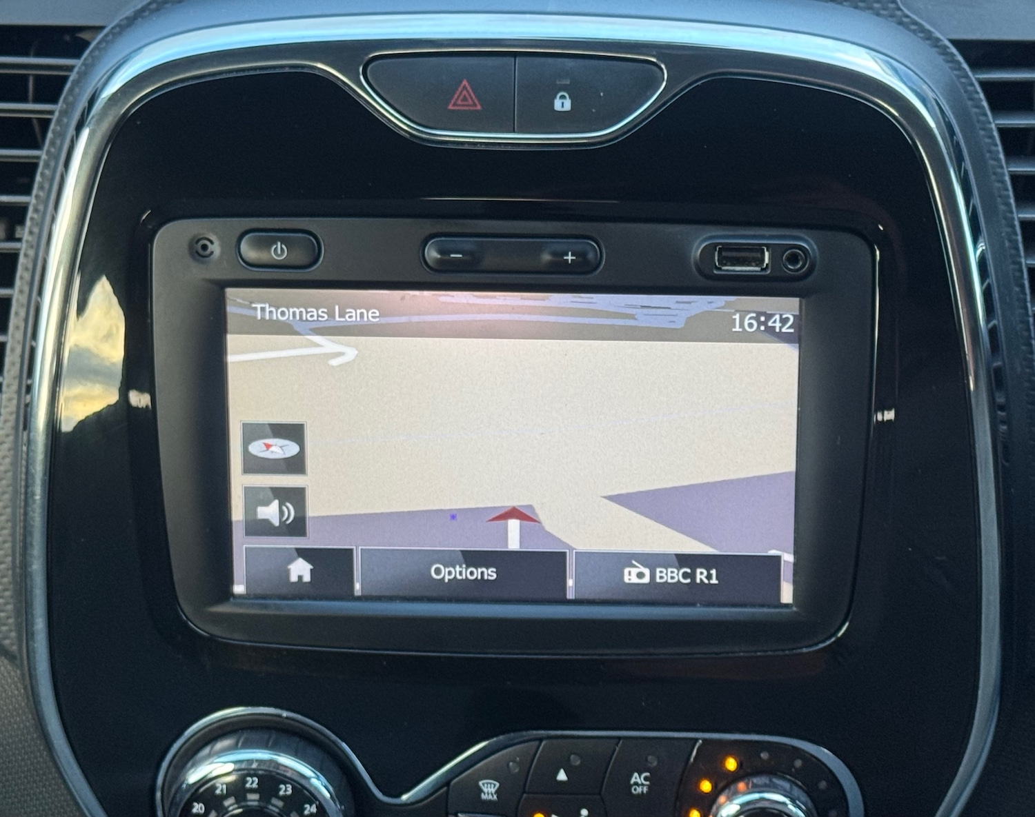 Used Renault Captur 2013 for sale - 77572509: Photo 17