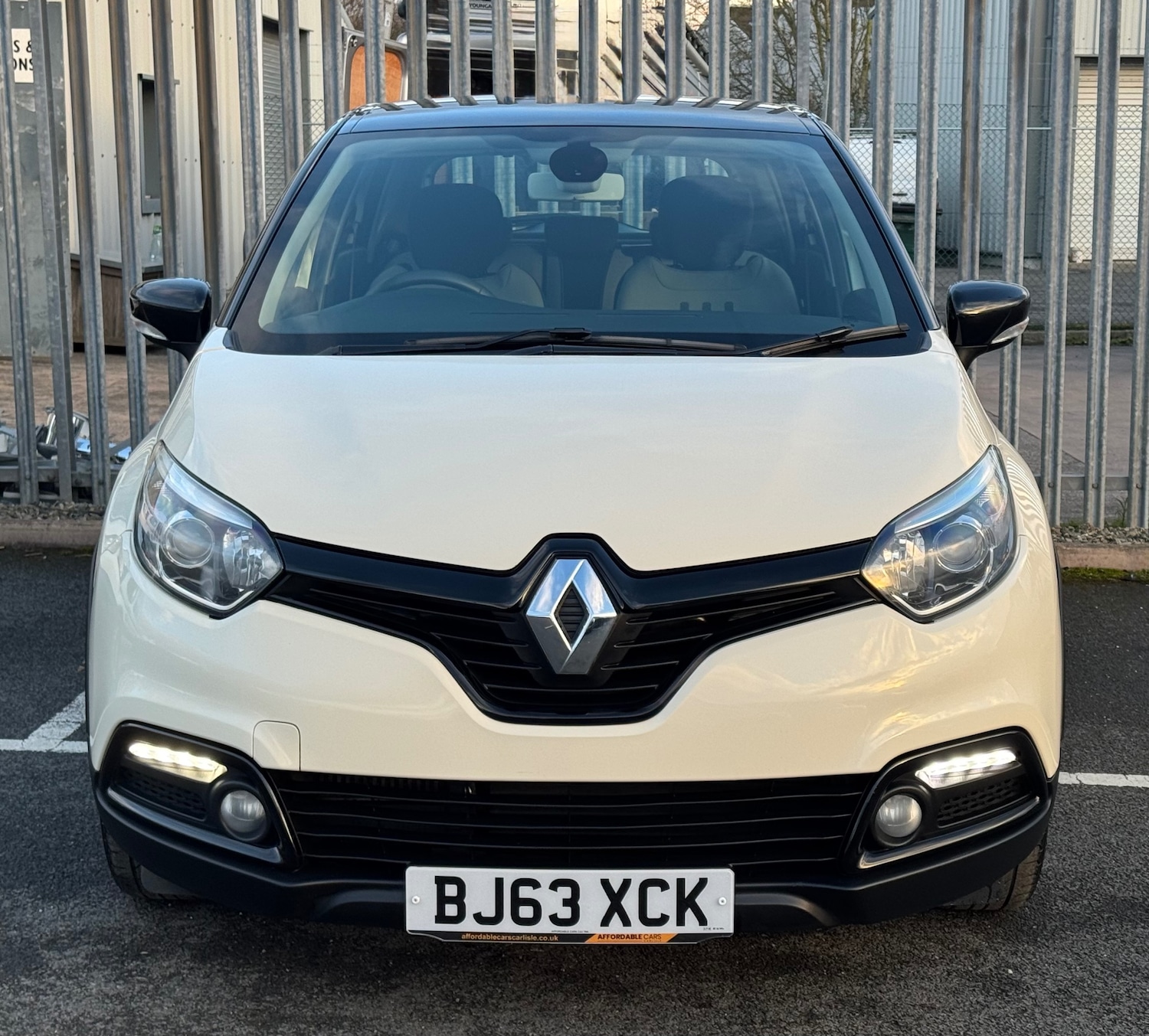 Used Renault Captur 2013 for sale - 77572509: Photo 3