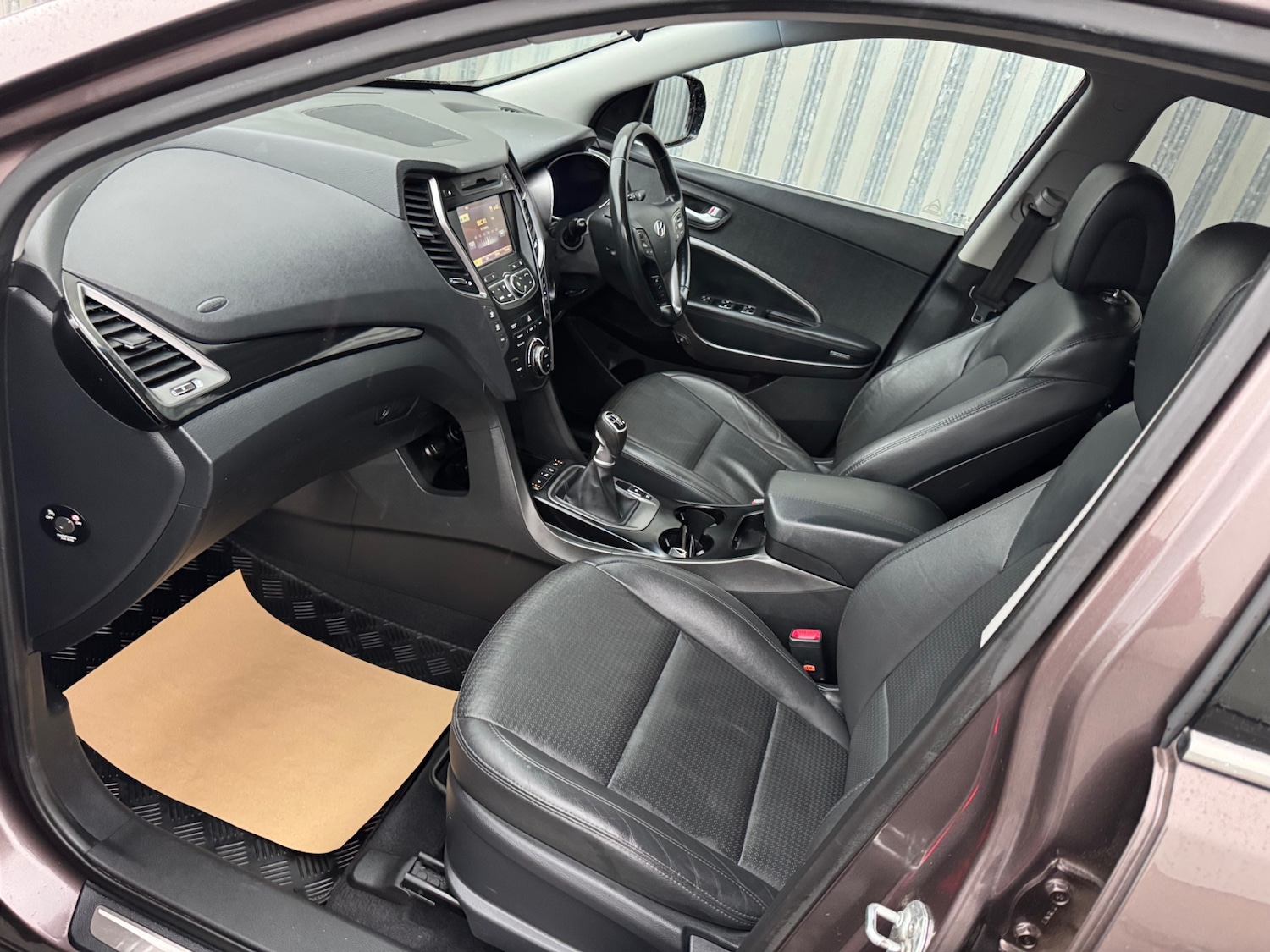 Used Hyundai Santa Fe 2015 for sale - 76418085: Photo 10