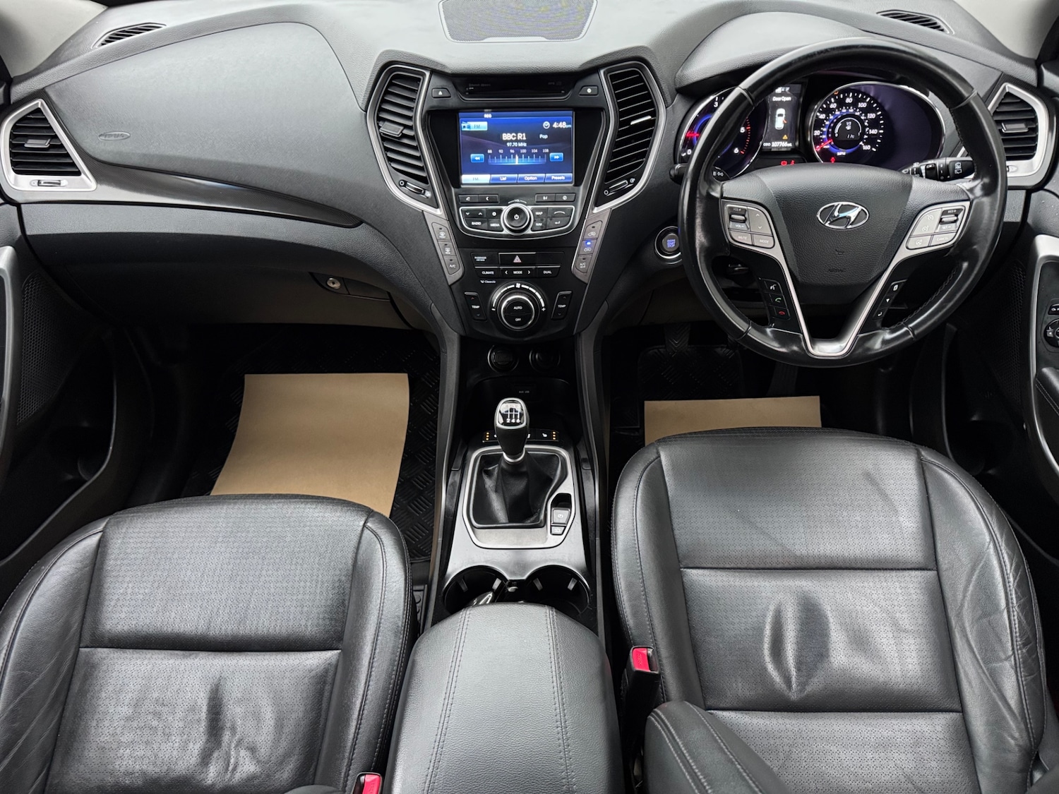 Used Hyundai Santa Fe 2015 for sale - 76418085: Photo 14