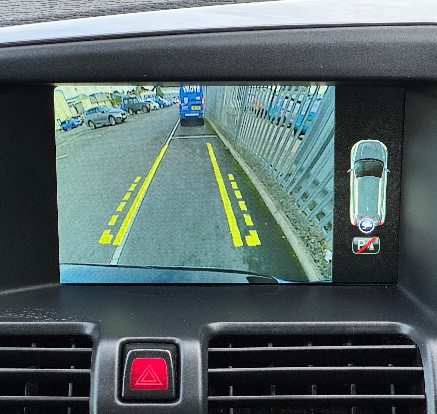 Used Volvo XC60 2015 for sale - 76357847: Photo 18