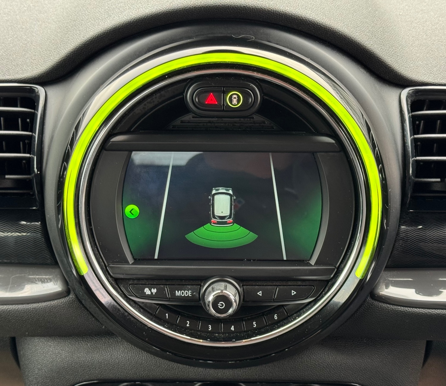 Used MINI Clubman 2018 for sale - 77562931: Photo 18