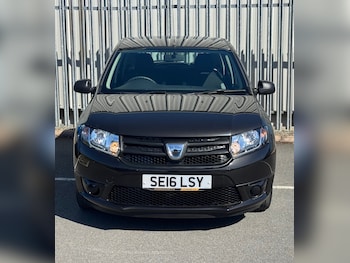Used Dacia Sandero 2016 for sale - 78840824: Photo