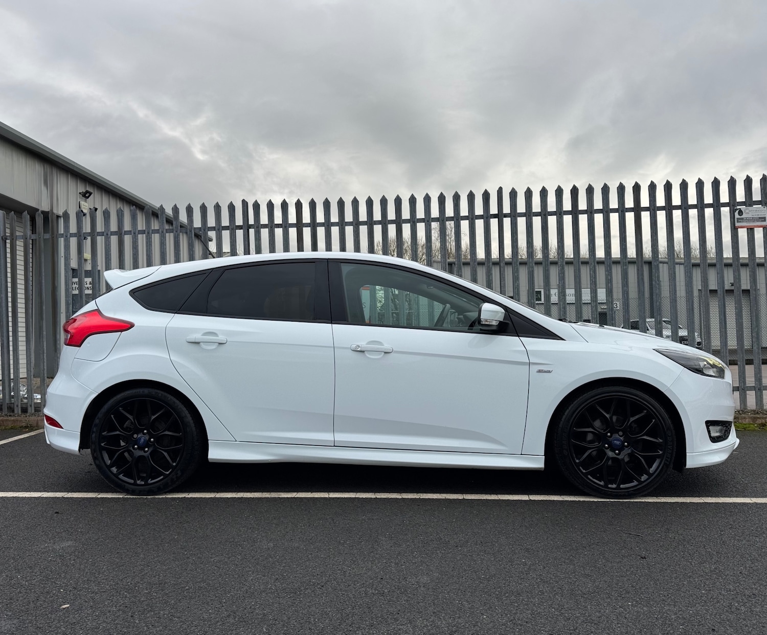 Used Ford Focus 2018 for sale - 77437744: Photo 7