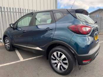 Used Renault Captur 2019 for sale - 74157842: Photo