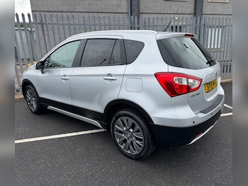 Used Suzuki SX4 S-Cross 2015 for sale - 79542661: Photo