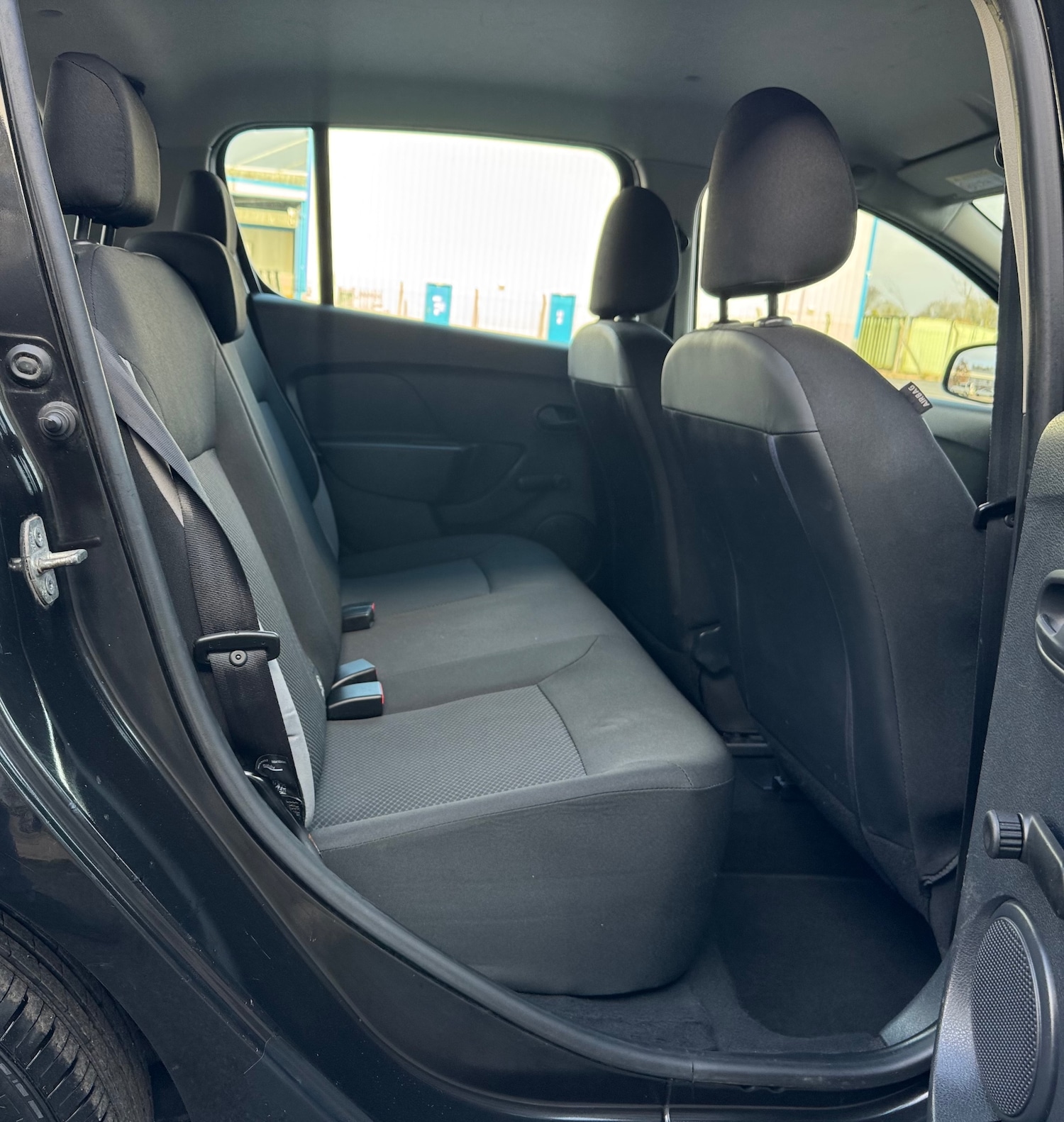 Used Dacia Sandero 2015 for sale - 77791218: Photo 12