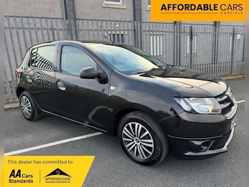 Used Dacia Sandero 2015 for sale - 77791218: Photo