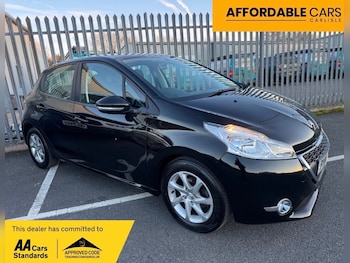 Used Peugeot 208 2014 for sale - 77548036: Photo