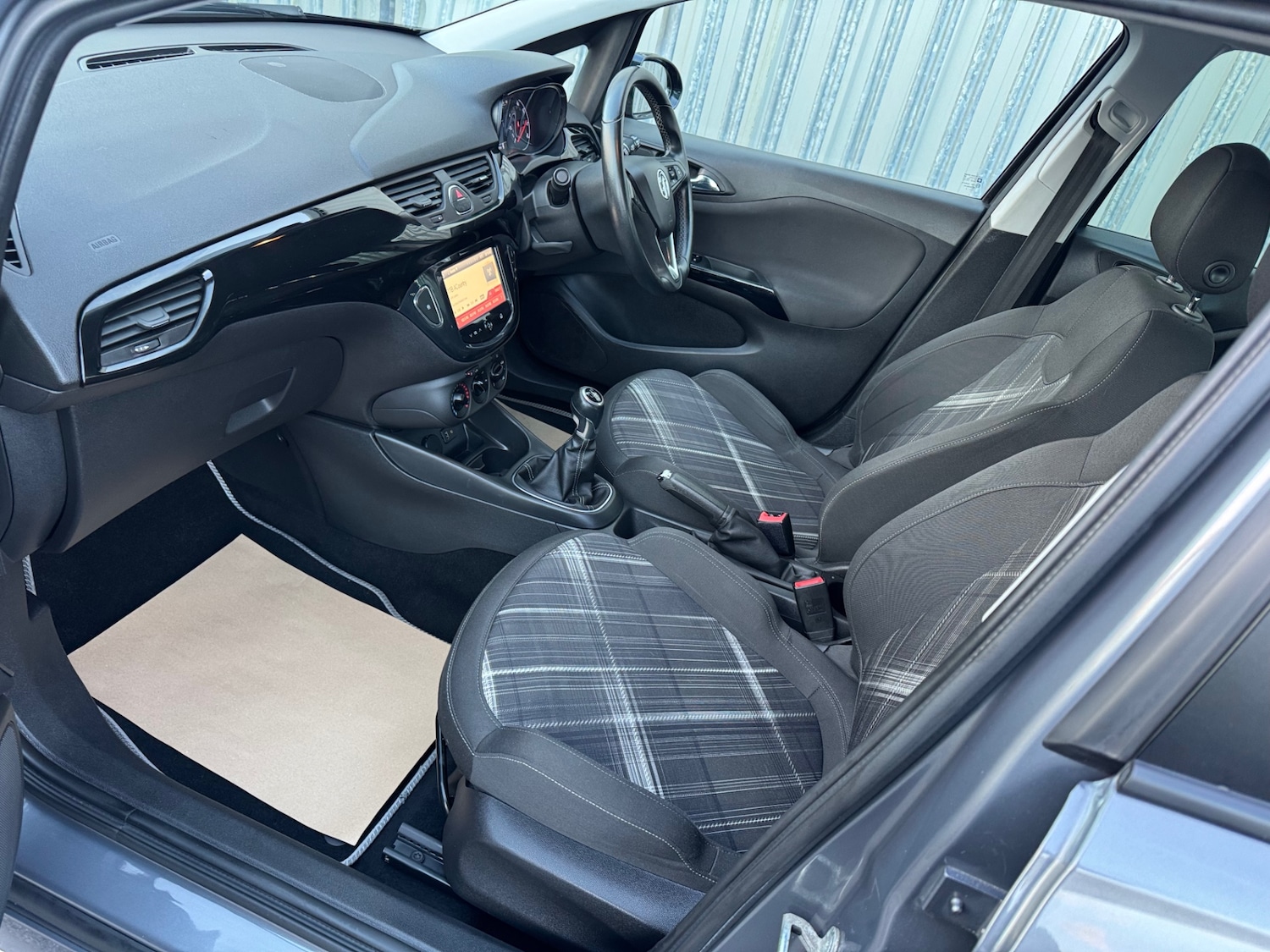 Used Vauxhall Corsa 2015 for sale - 77264216: Photo 10