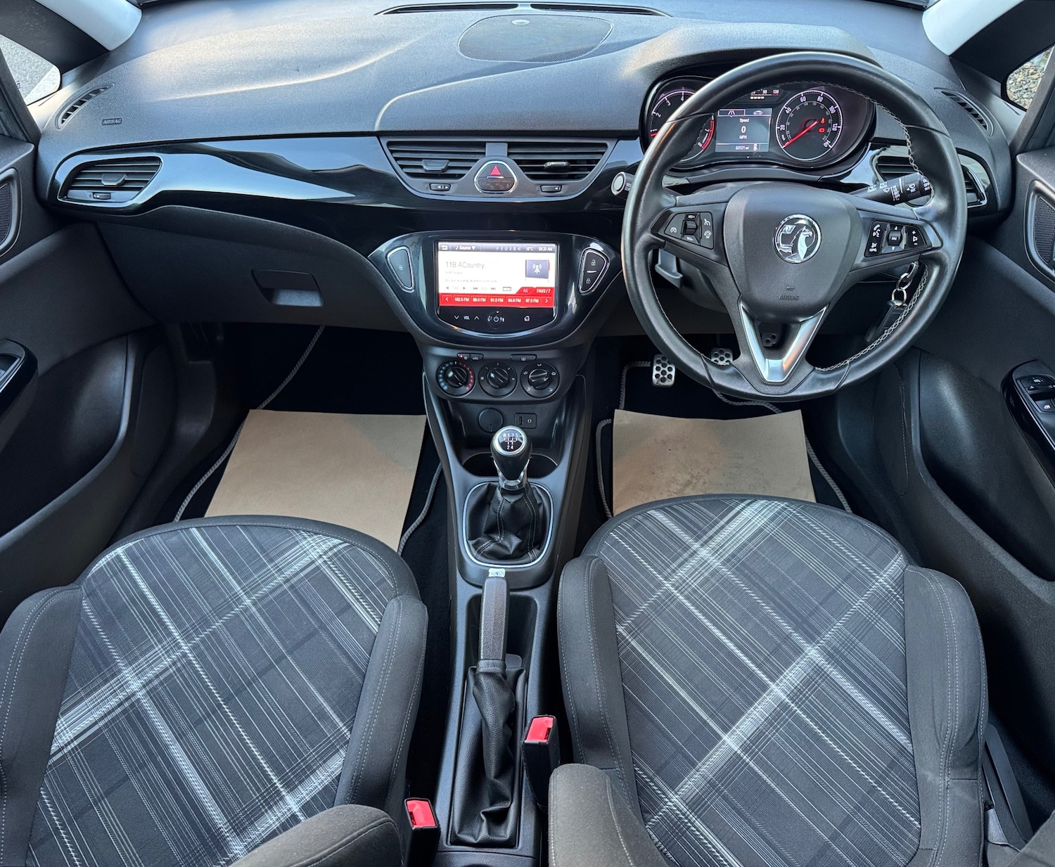 Used Vauxhall Corsa 2015 for sale - 77264216: Photo 13