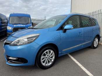 Used Renault Grand Scenic 2016 for sale - 74846047: Photo
