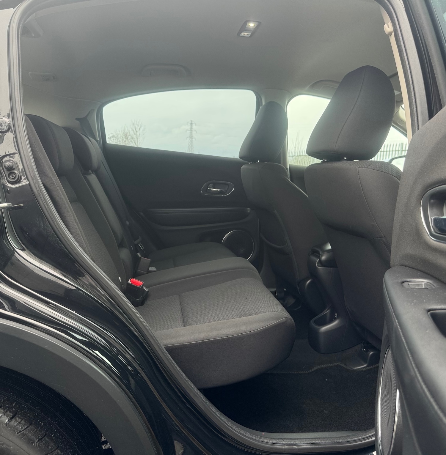 Used Honda HR-V 2018 for sale - 77681563: Photo 12