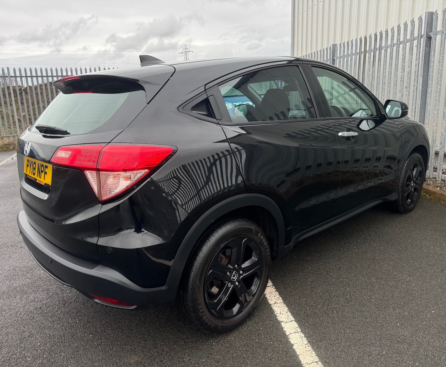 Used Honda HR-V 2018 for sale - 77681563: Photo 5