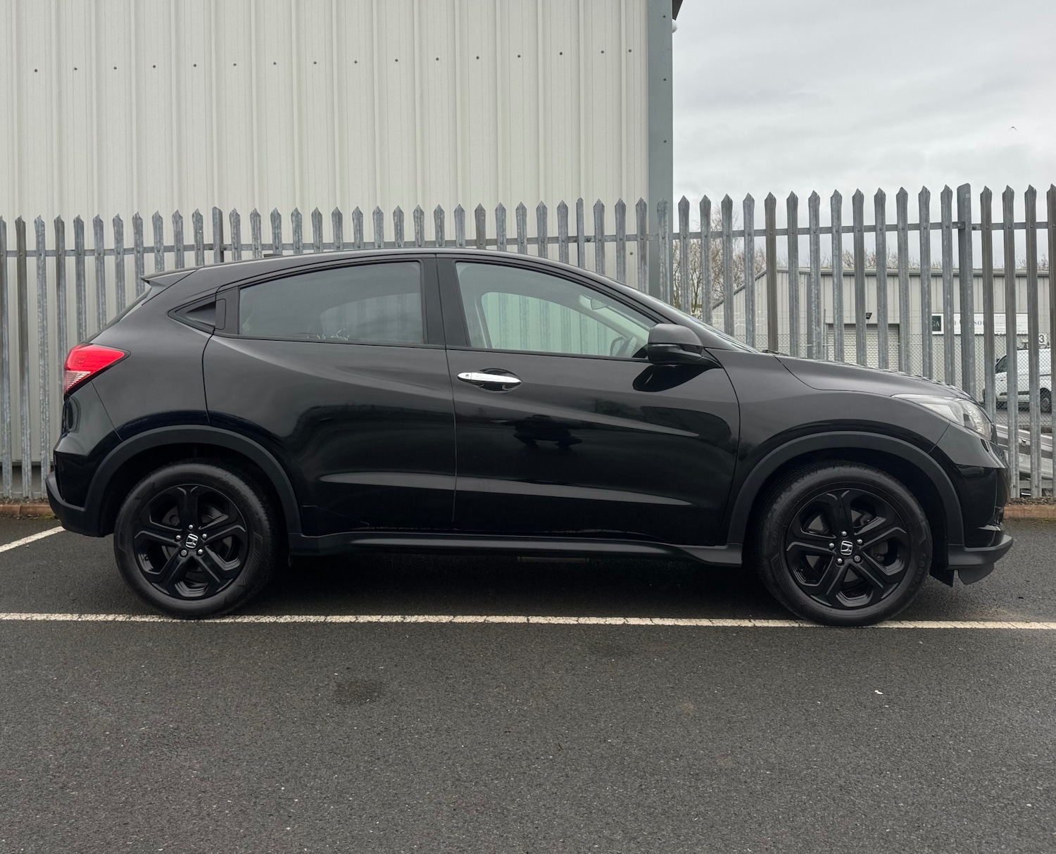 Used Honda HR-V 2018 for sale - 77681563: Photo 7