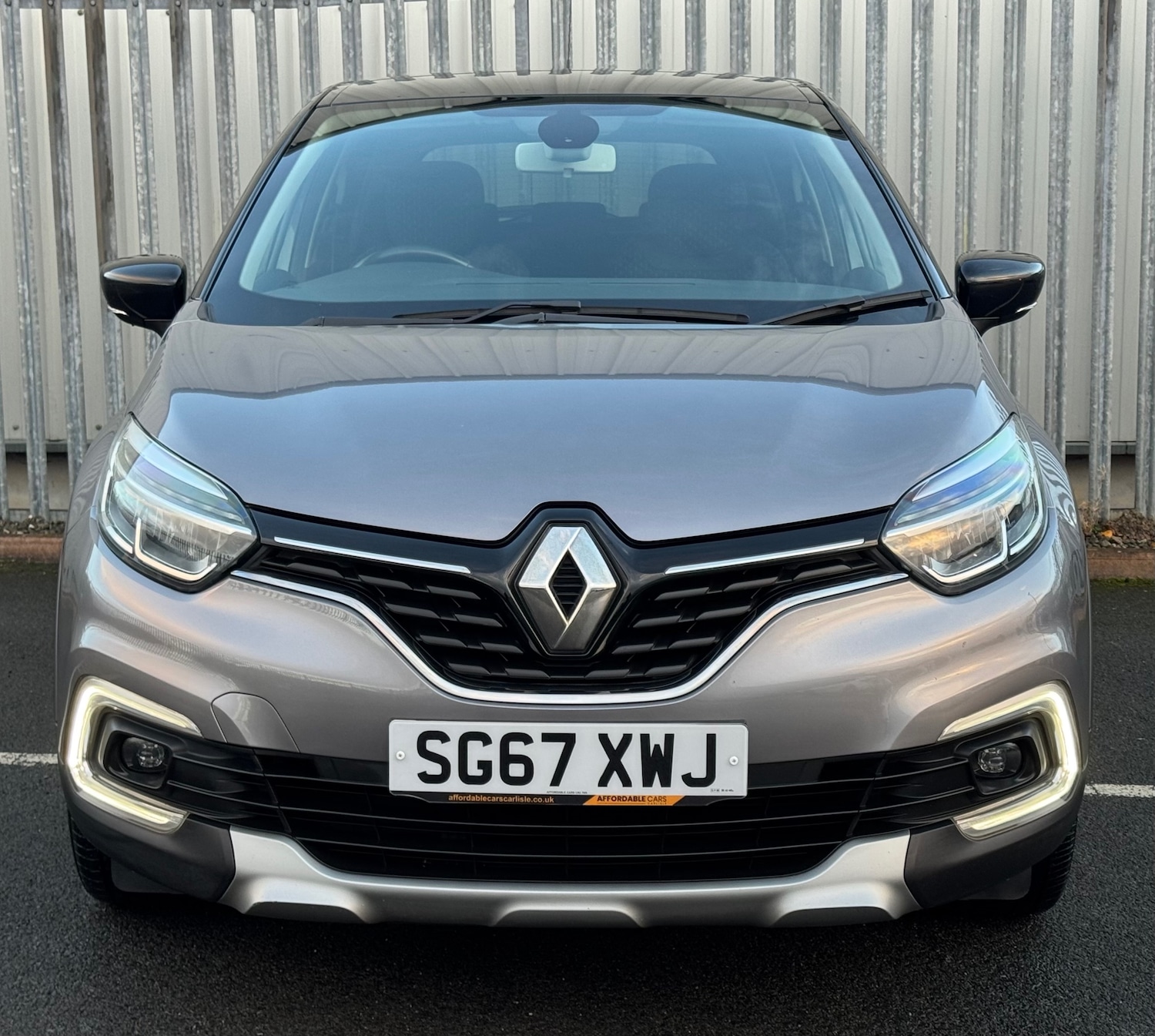 Used Renault Captur 2017 for sale - 76618823: Photo 3