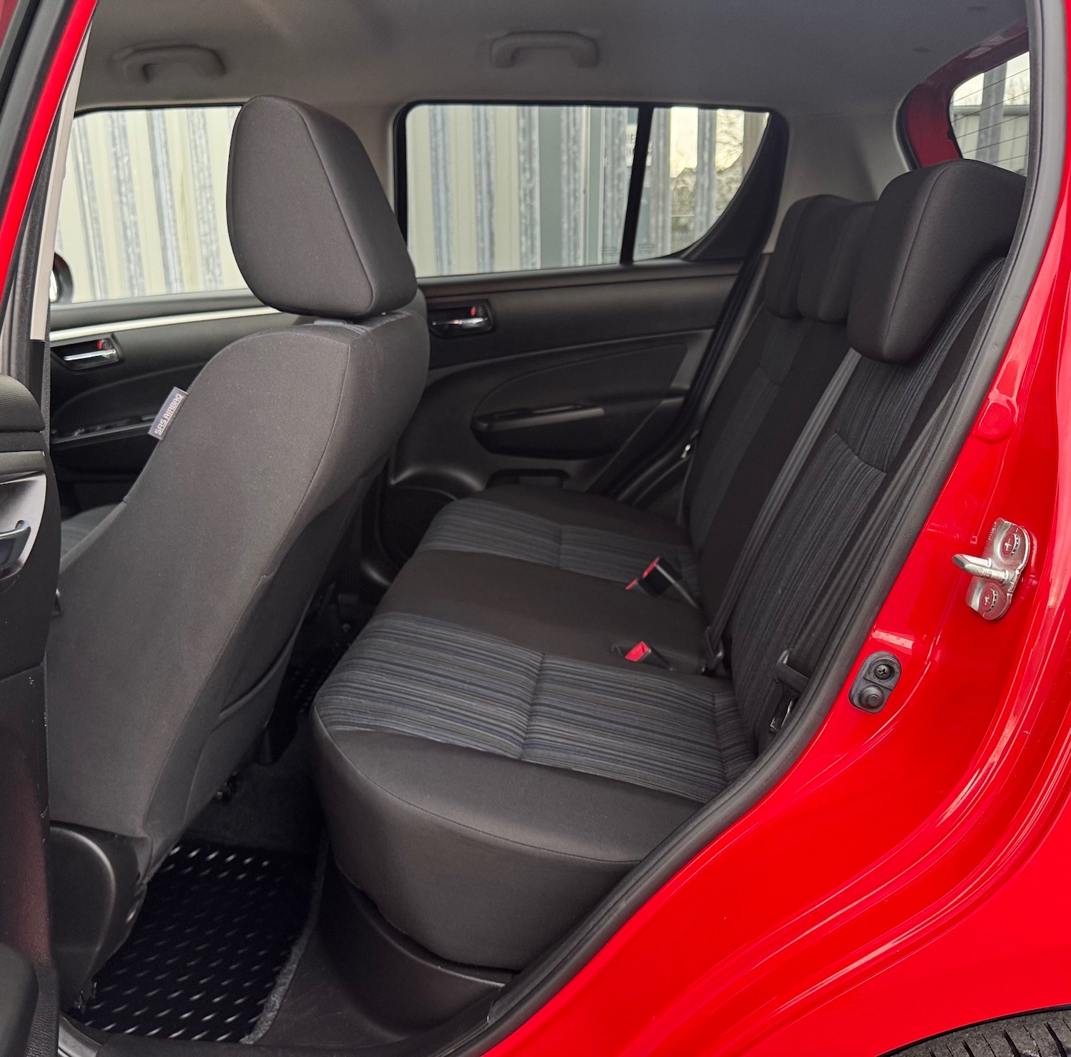 Used Suzuki Swift 2016 for sale - 77668804: Photo 11