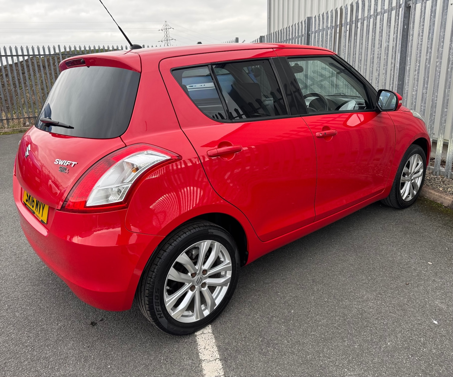 Used Suzuki Swift 2016 for sale - 77668804: Photo 5