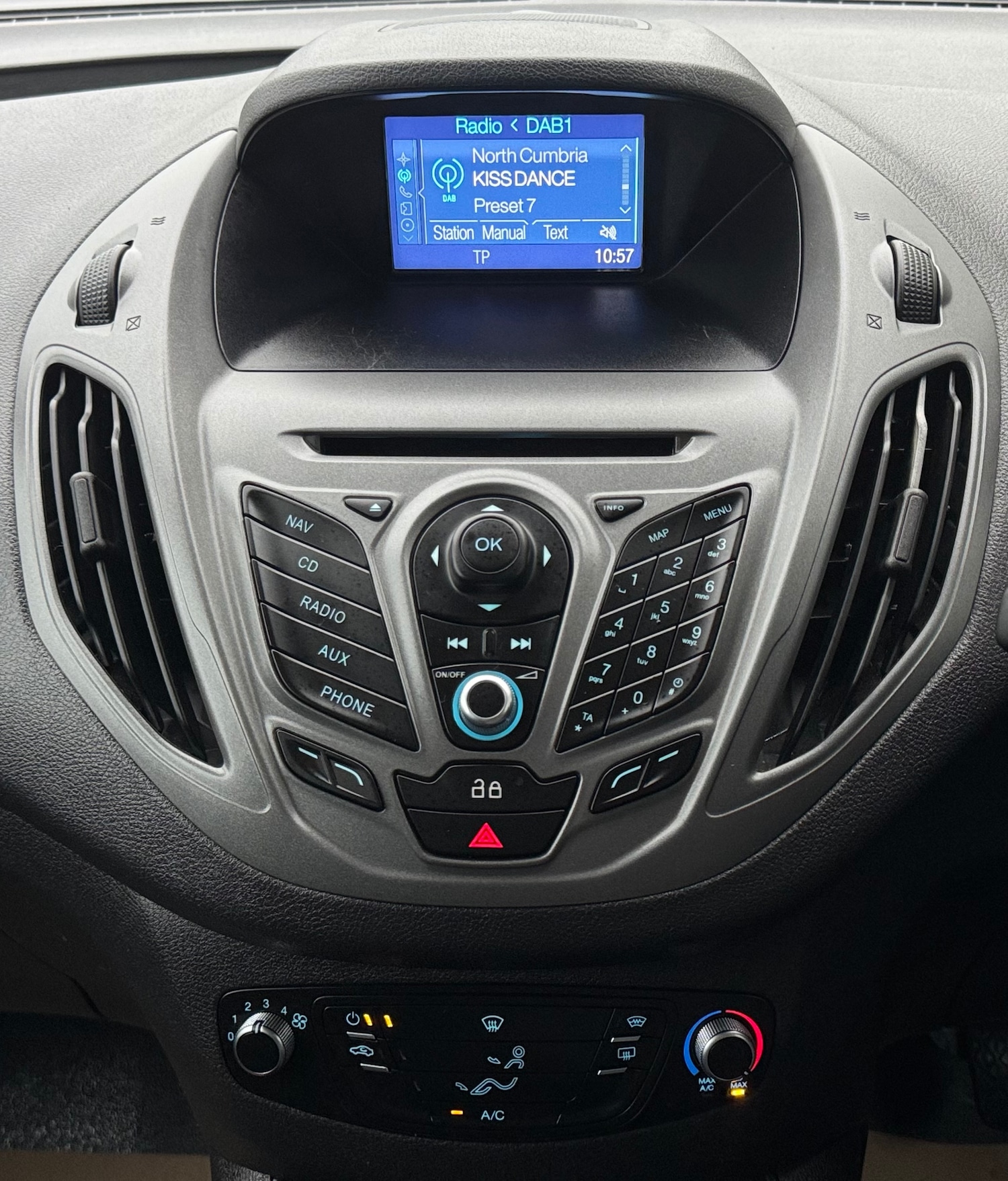 Used Ford Transit Courier 2016 for sale - 76740795: Photo 13