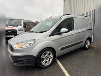 Used Ford Transit Courier 2016 for sale - 76740795: Photo