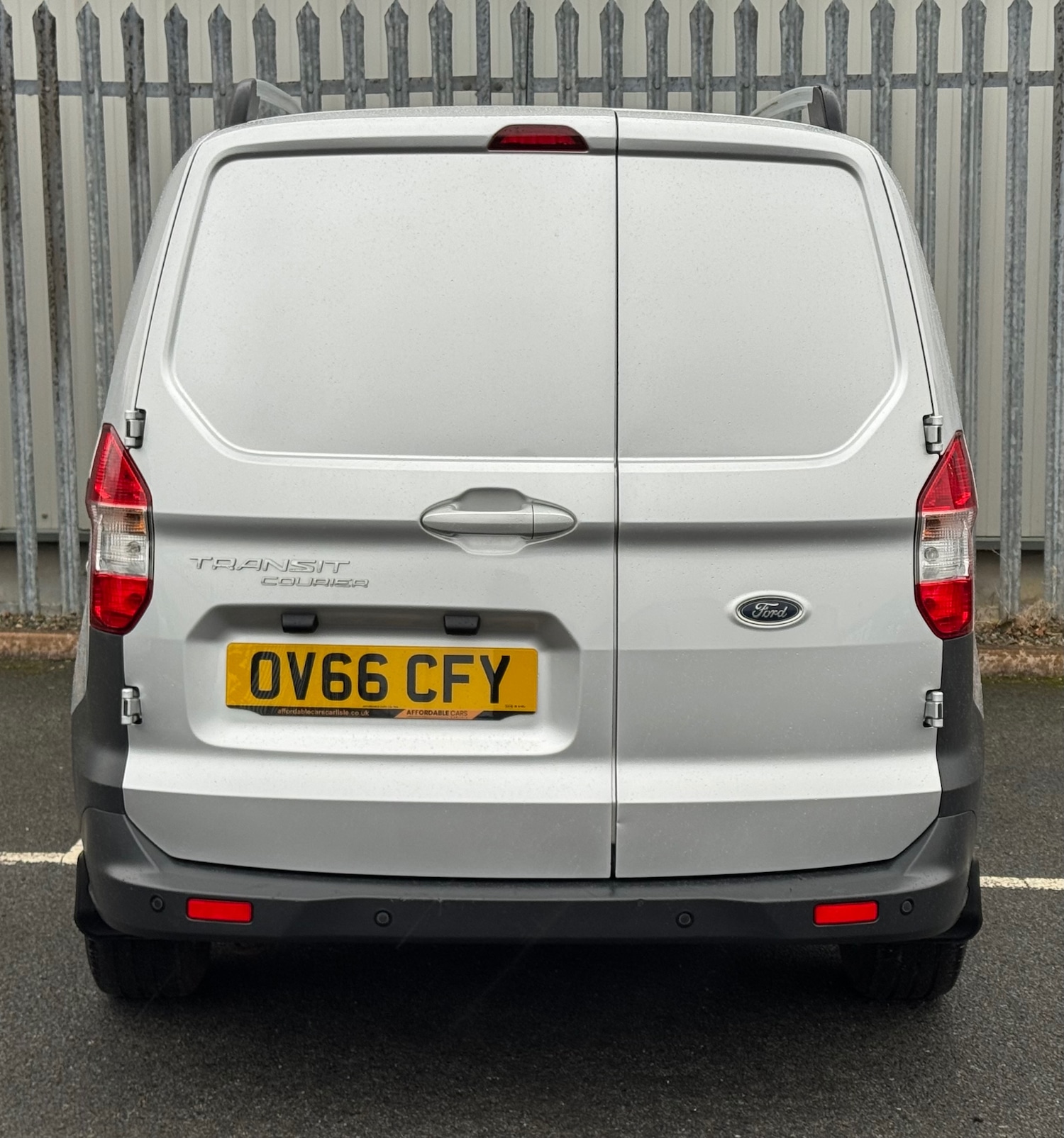 Used Ford Transit Courier 2016 for sale - 76740795: Photo 6