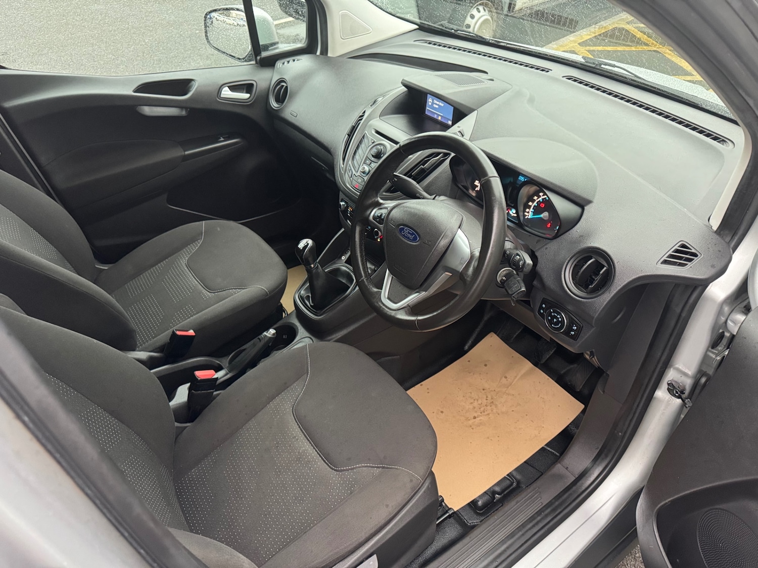 Used Ford Transit Courier 2016 for sale - 76740795: Photo 9