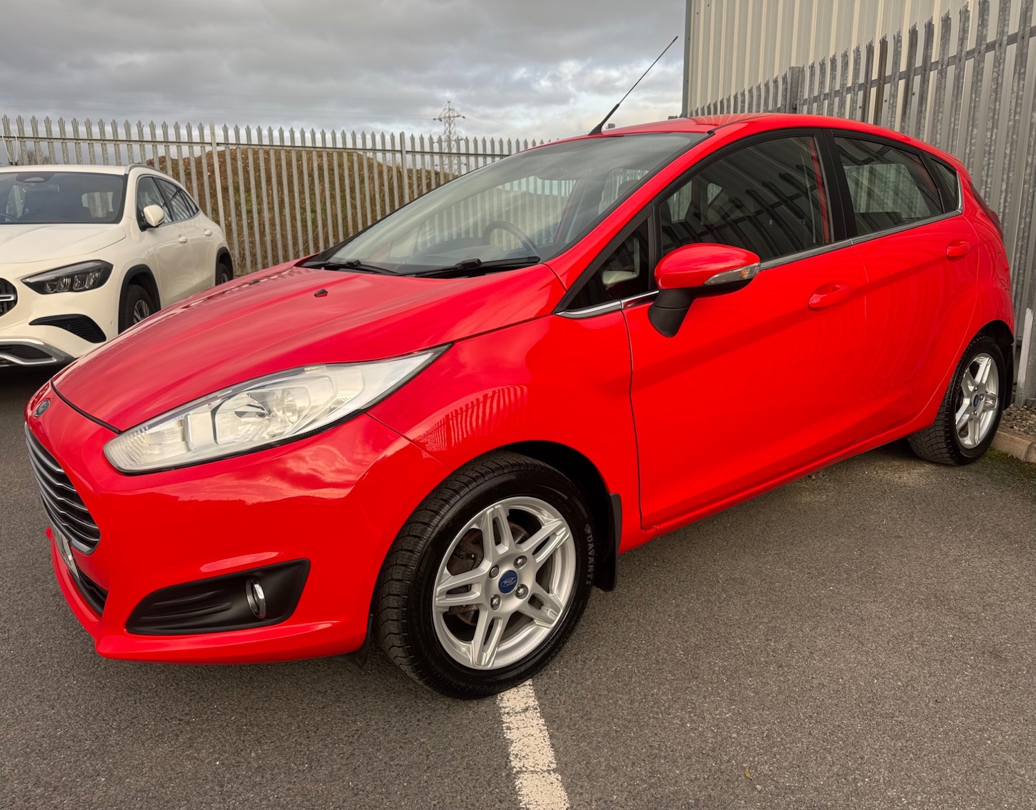 Used Ford Fiesta 2013 for sale - 76911344: Photo 2