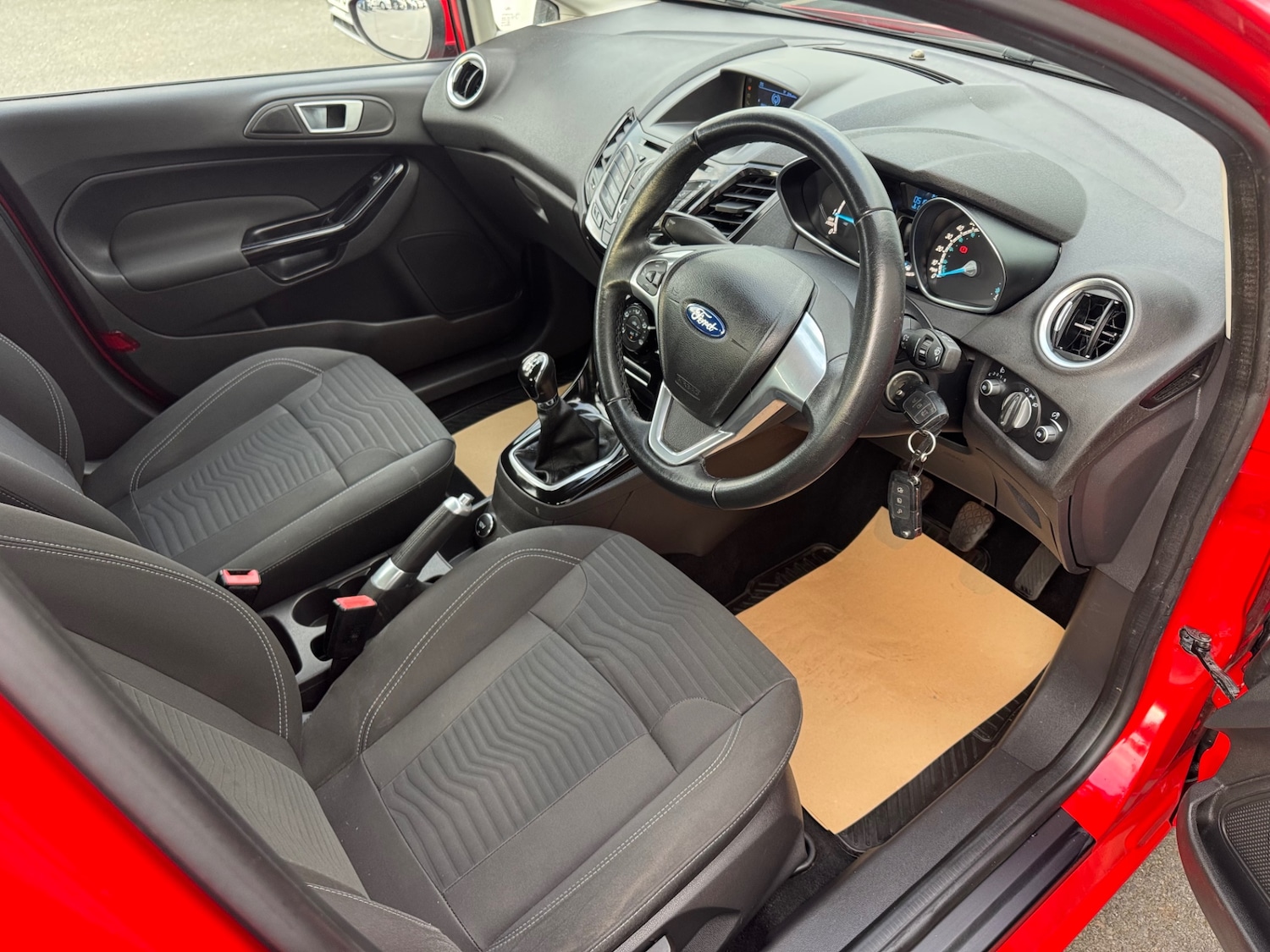 Used Ford Fiesta 2013 for sale - 76911344: Photo 9