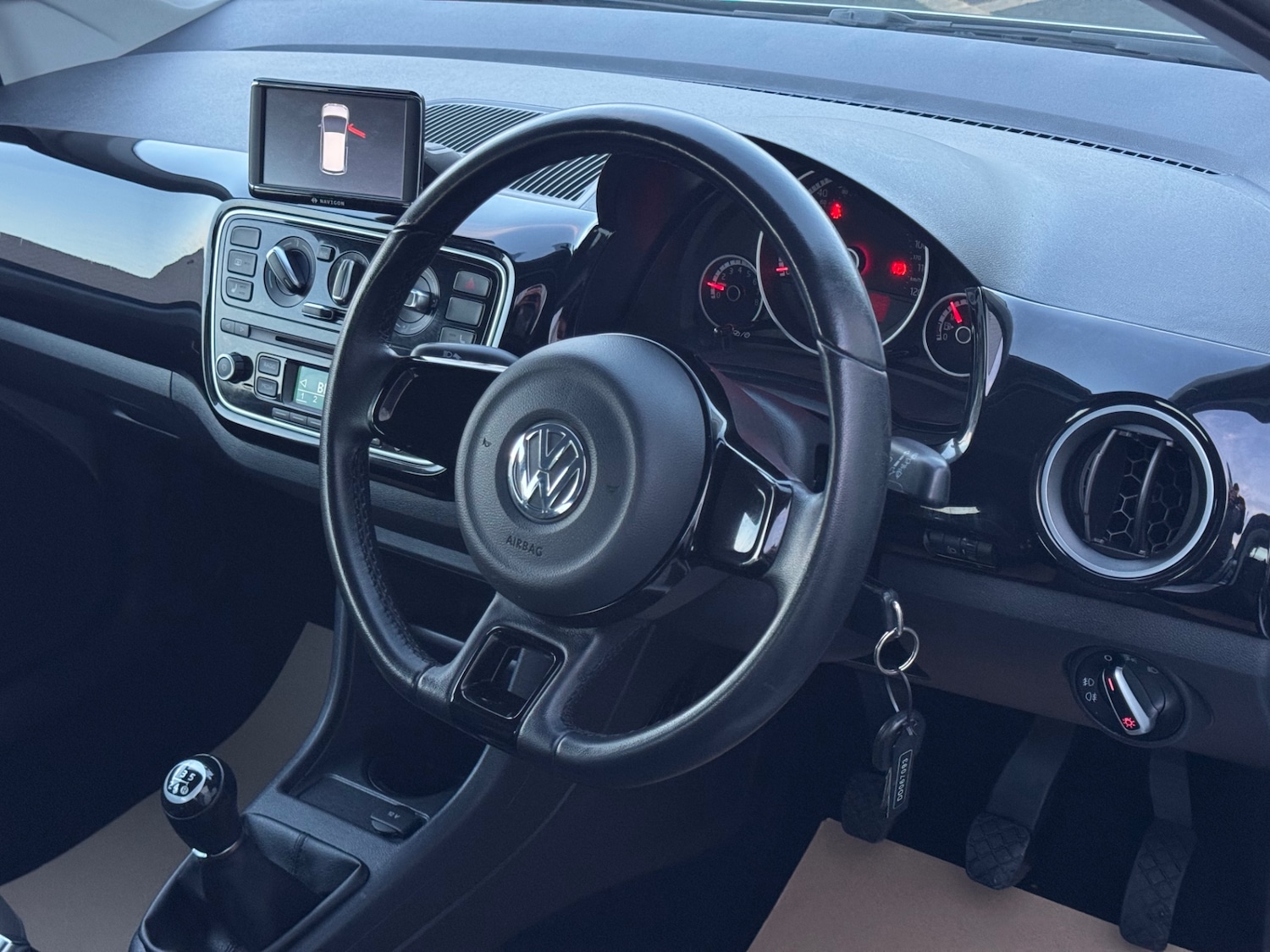 Used Volkswagen up! 2012 for sale - 77201432: Photo 13